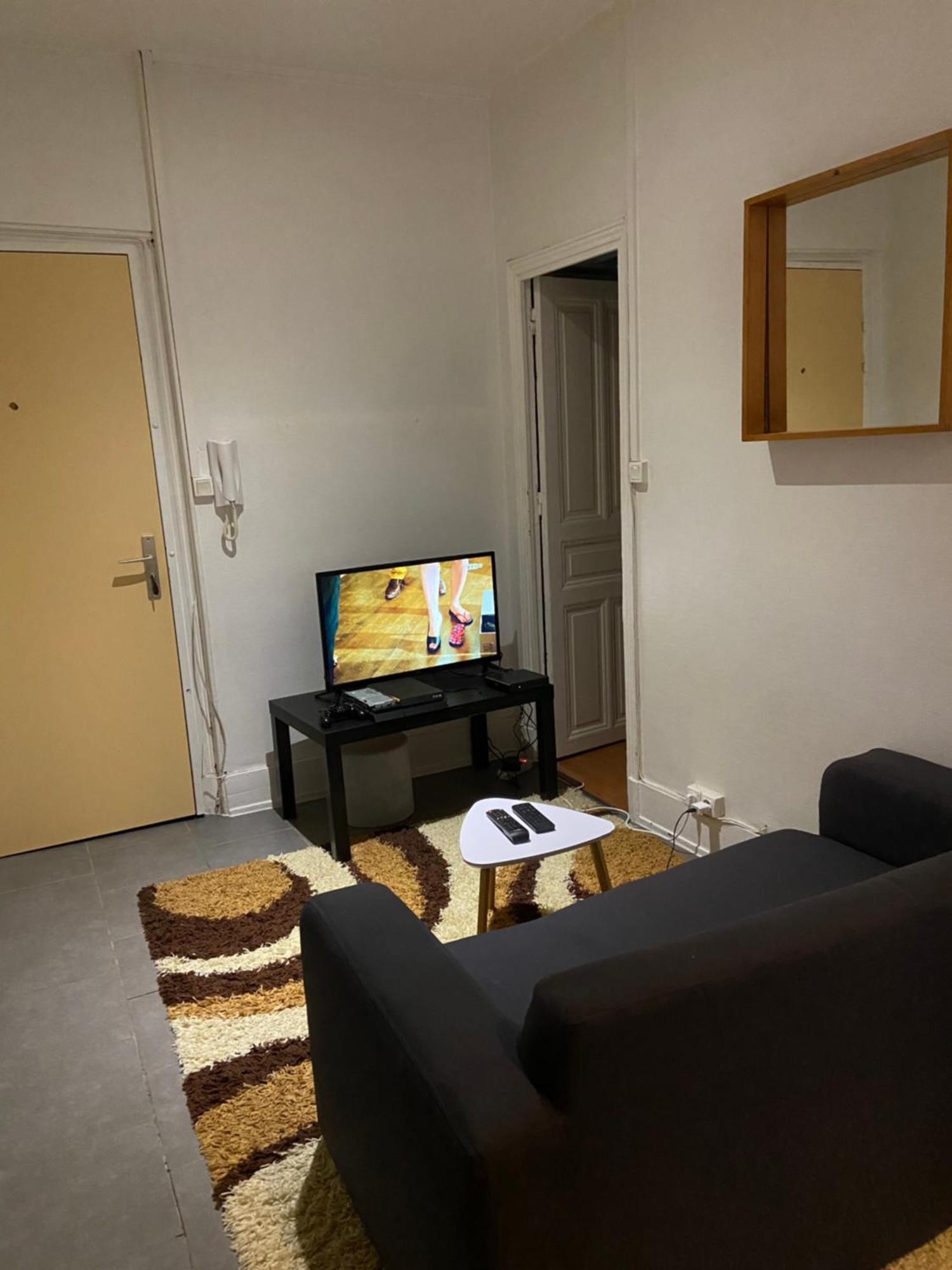 Gare De Dijon Apartment Bagian luar foto